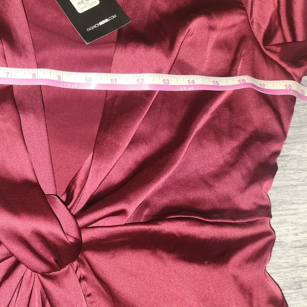 Fashion Nova NWT Sugar Free Burgundy Knotted Wrap Silky Dress Medium - Picture 9 of 12